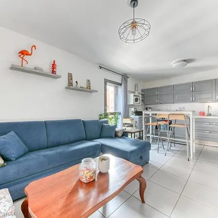 Guestready - Gem Near Musee Lumiere *