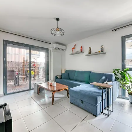 Guestready - Gem Near Musee Lumiere