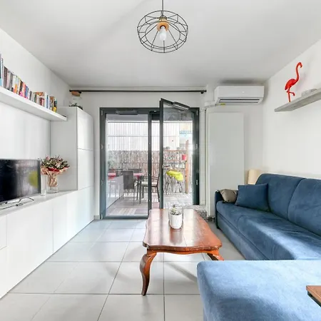 Guestready - Gem Near Musee Lumiere Apartman